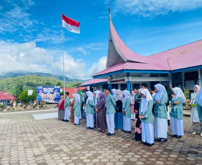 Hari Pembagian Rapor di SMAN 2 Gunung Talang Semester 1 TA 2025/2026